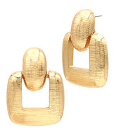 GS SQUARE DOOR KNOCKER TEXTURED EARRINGS
